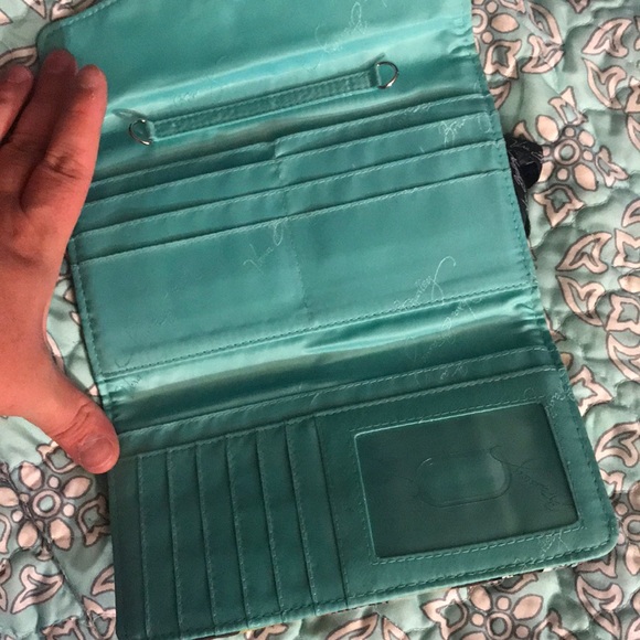 Vera Bradley wallet - Picture 2 of 2